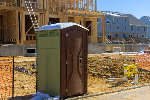 Best Emergency porta potty rental  in North Zanesville, OH